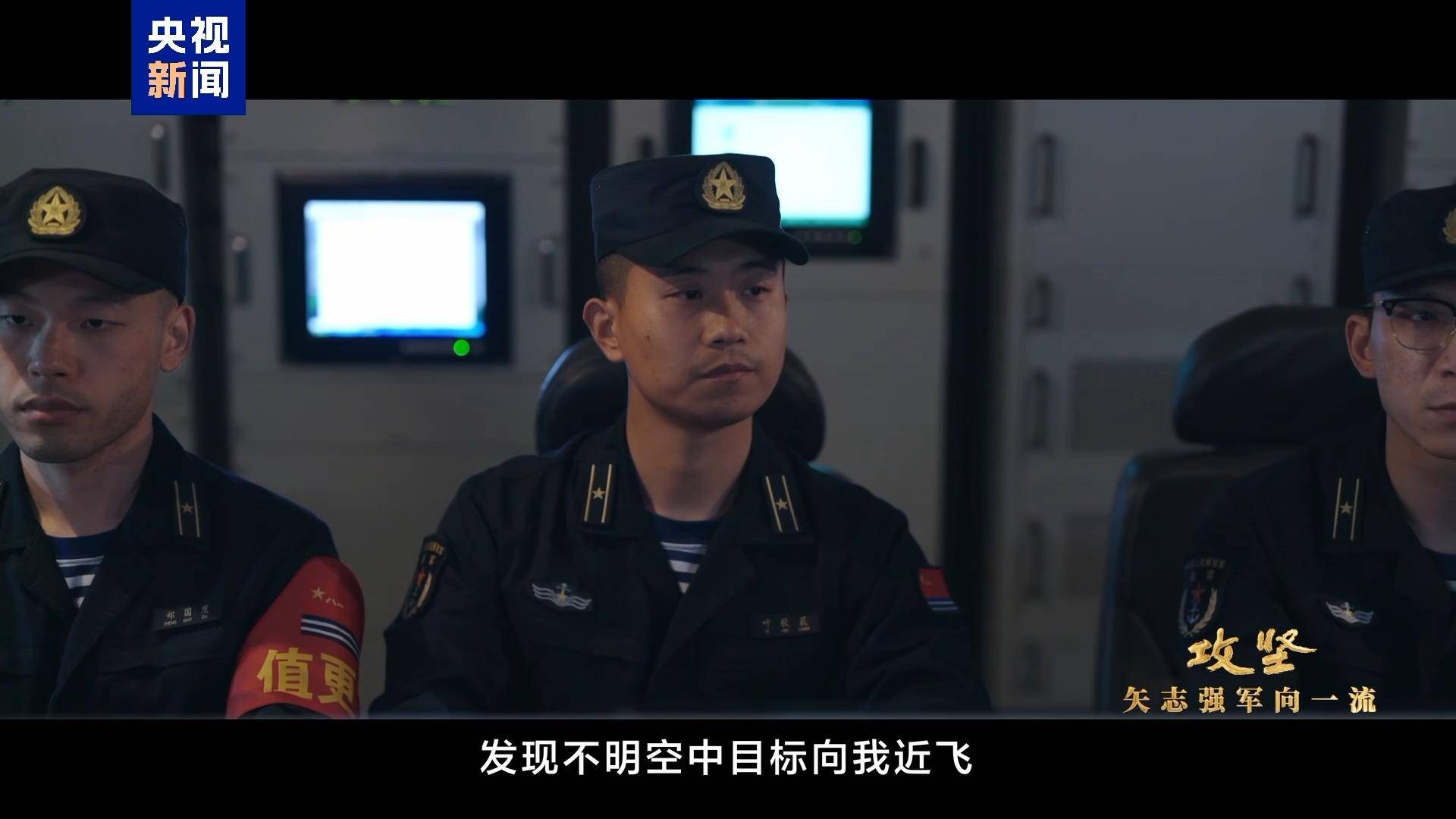 两栖部队黑暗中泛水登舰有多难？陆军夜间实战训练画面来了