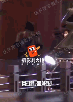 藏太好了吧？他俩没宣结婚而是直接宣布孩子出生！
