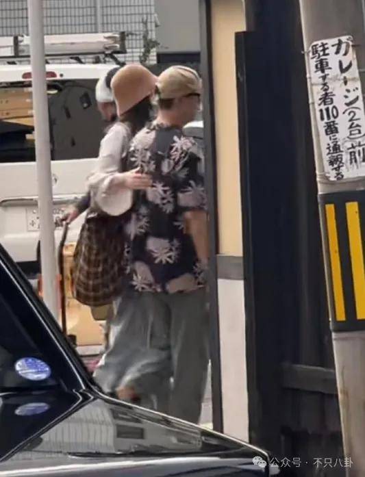藏太好了吧？他俩没宣结婚而是直接宣布孩子出生！