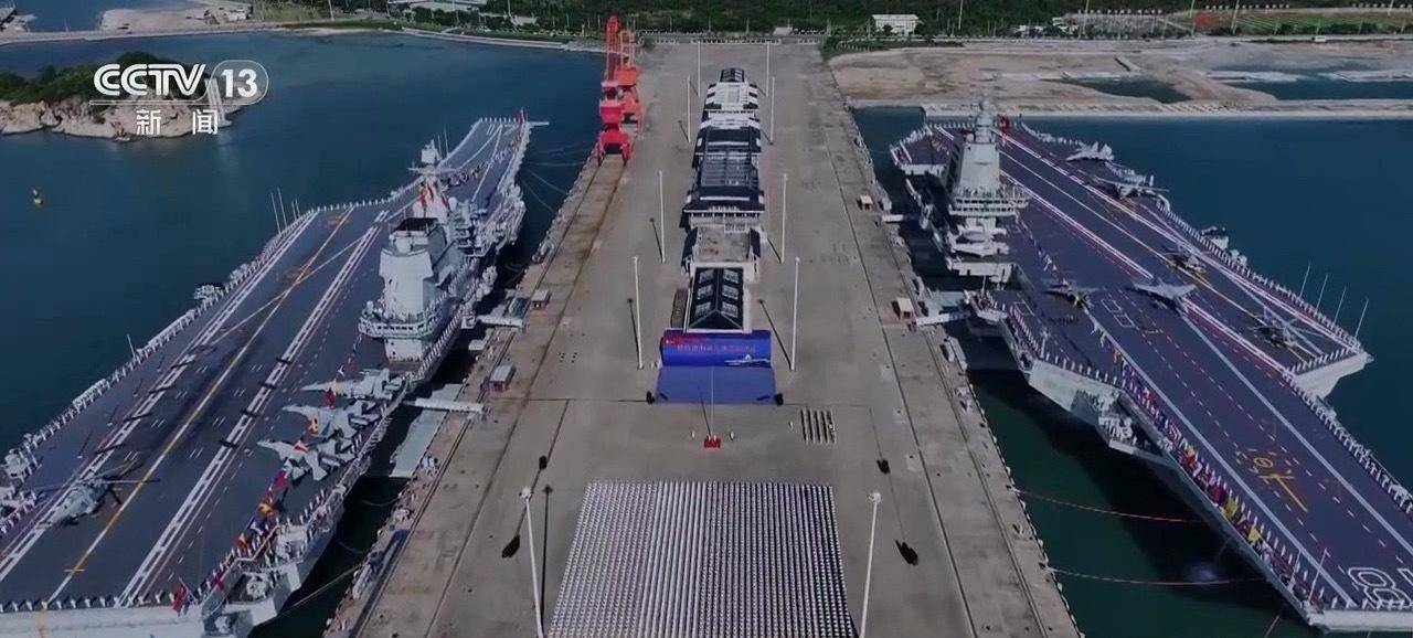 时速200公里急刹车!福建舰服役后第一餐:烤羊排,大虾,红烧肉