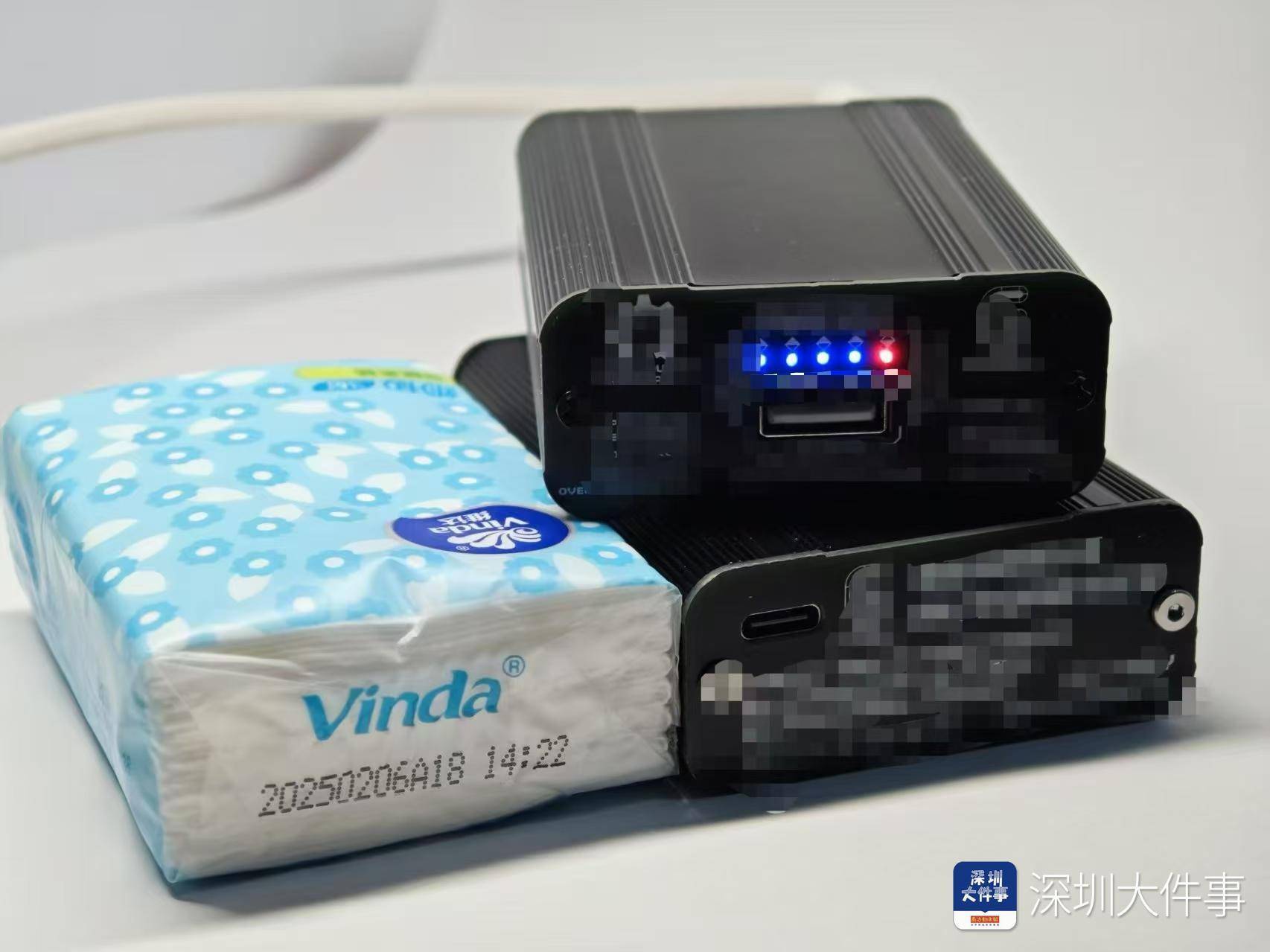 爱逛华强北，深圳学生50元“手搓”充电宝！他还获一项金奖