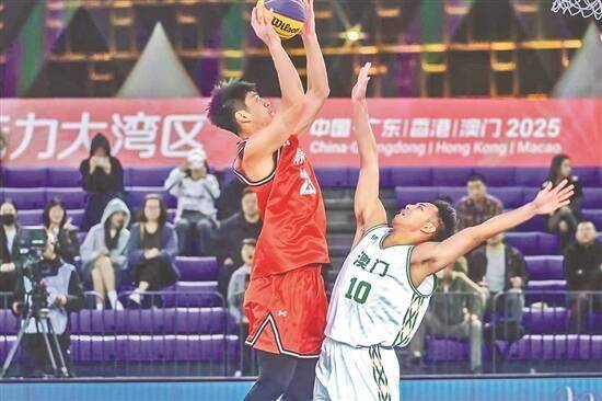 陈国豪砍下11分，广东三人男篮晋级八强